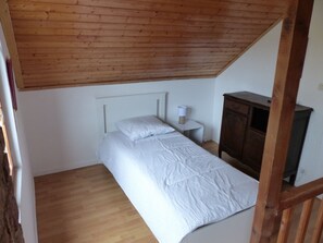 2 Schlafzimmer, Bügeleisen/Bügelbrett, kostenloses WLAN