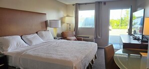Desk, laptop workspace, free WiFi, bed sheets