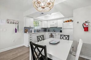 Dining - Modern Beach House, 1 Block from beach! (Holmes Beach)