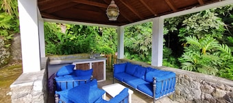 Home a way from home in the Unspoiled queen of the Caribbean.