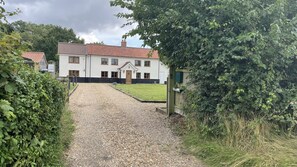 Exterior - Country Cottage (Great Ellingham)
