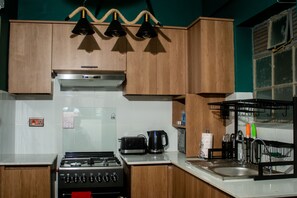 Mikrowelle, Kochgeschirr/Geschirr/Besteck