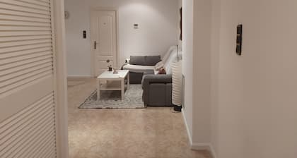 Apartamento pegado a la Basilica del Pilar y amplio.