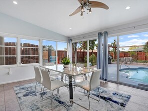 Outdoor dining - 3/2 HEATED Pool House Walking Distance to Beach (Naples)