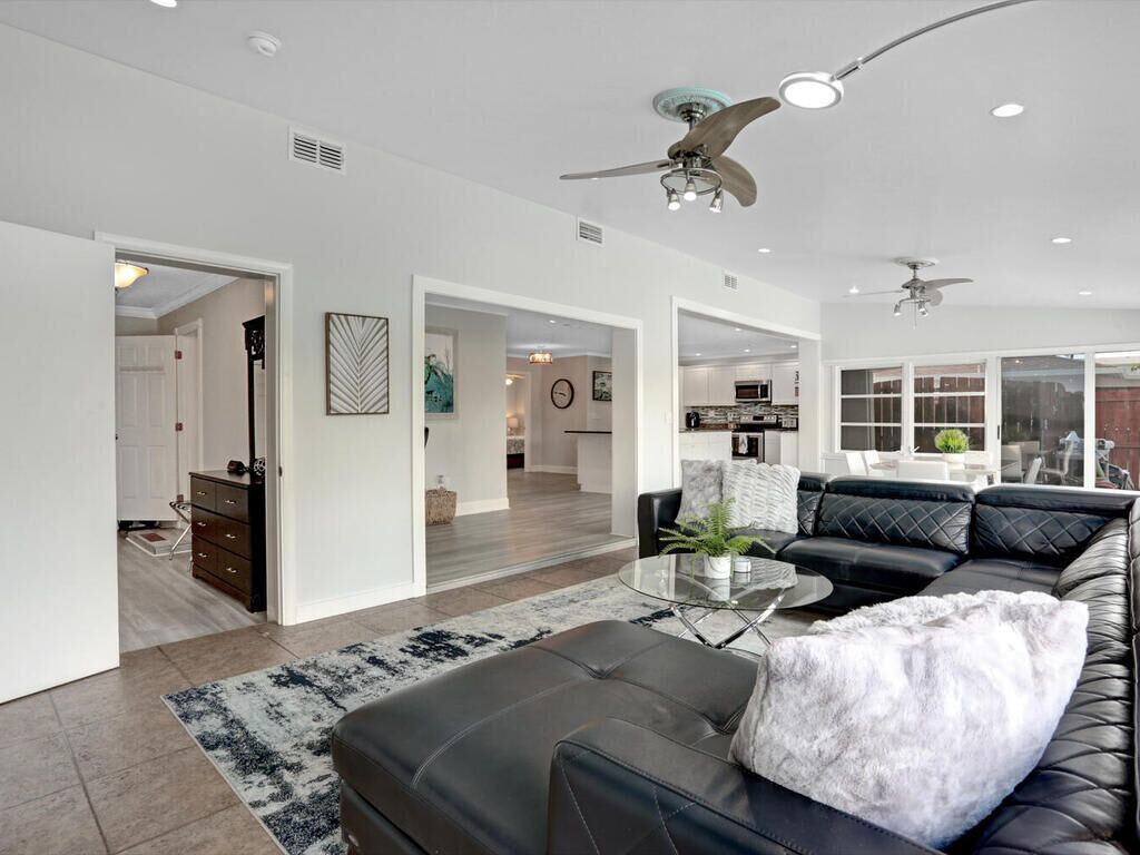 TV connectée, jeux vidéo, espaces bureaux