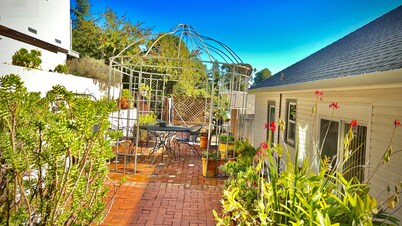 Cheerful home in Heart of Marin County