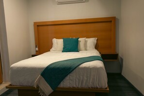 1 bedroom, free WiFi - Casa Palo Verde, Standard bedroom 1 queen bed, Full Kitchen (Cabo San Lucas)