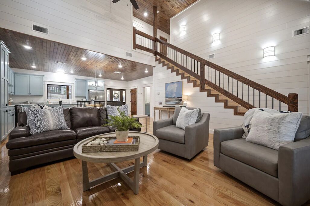 TV, fireplace, video games, ping pong