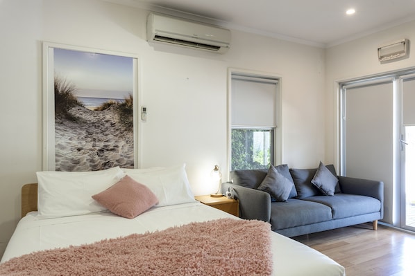 1 chambre, bureau, Wi-Fi gratuit, draps fournis