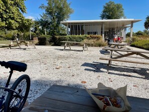 Buiten dineren