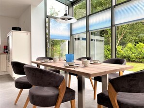 Dining - Welcome to Haus Friesland 10! - House "Friesland 10", Am Alten Deich (Varel)