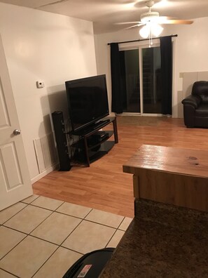 Interior - Peaceful and Private Location (Cross Lanes)