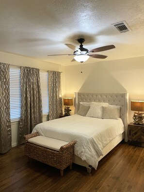 3 chambres, bureau, fer et planche à repasser, Wi-Fi gratuit