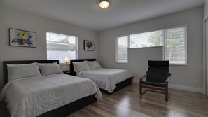 2 soveværelser, strygejern/strygebræt, weekendseng, gratis Wi-Fi