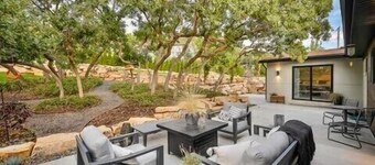 New Home & Luxury Finishes + Breathtaking Views!! Huge Open Concept - Sleeps 8