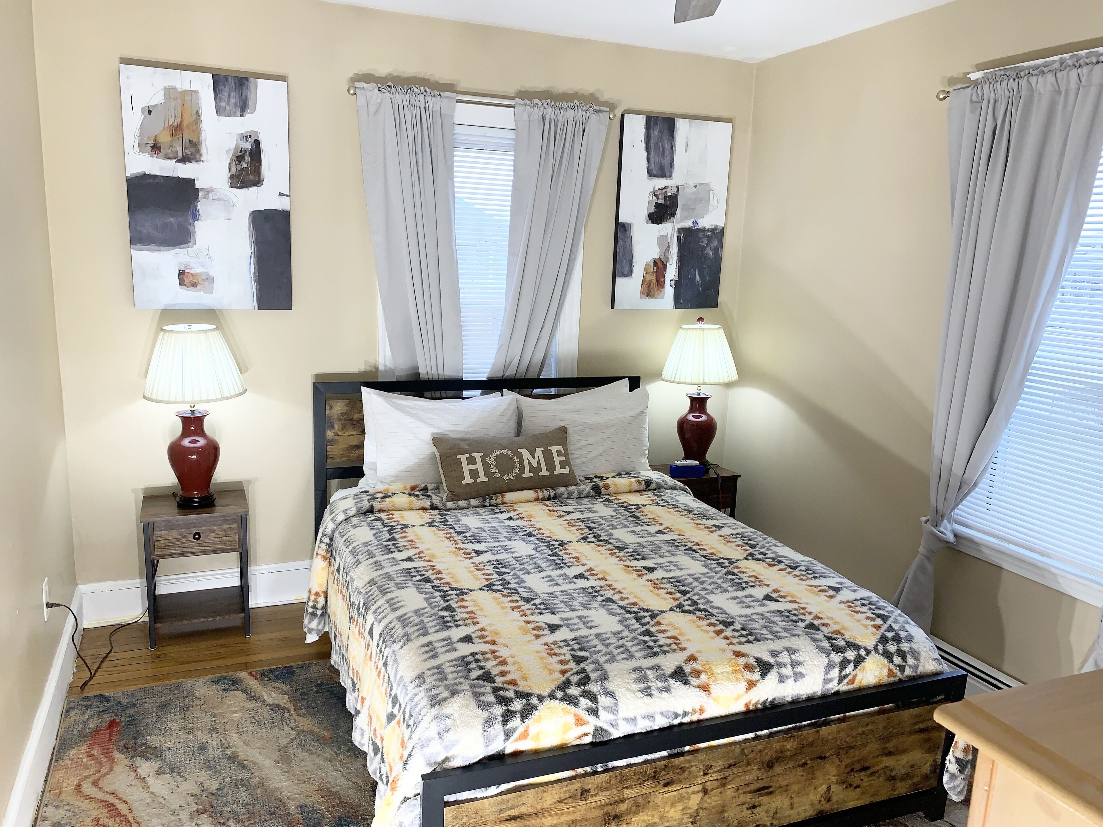 2 chambres, fer et planche à repasser, Wi-Fi gratuit, draps fournis