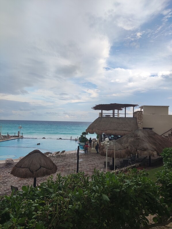 Alberca al aire libre 