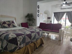 Tabla de planchar con plancha y wifi gratis 