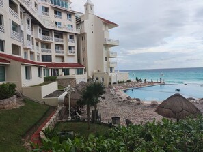 Alberca al aire libre 