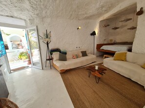 Smart-tv och eldstad