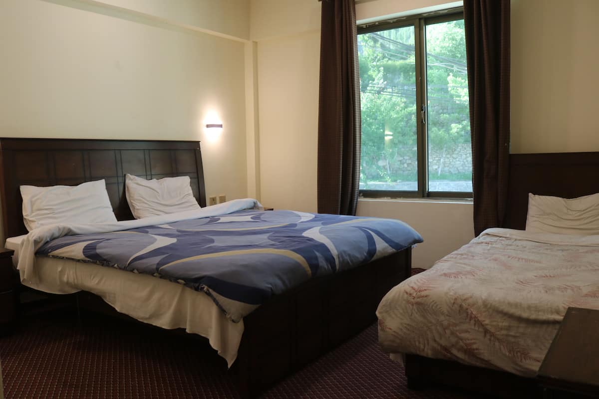 Deluxe-Dreibettzimmer | Kostenloses WLAN, Bettwäsche