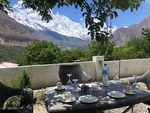 Exterior - Hotel Hunza White House (Karimabad)