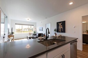 Interior - Chic Modern Flat - Walking Distance to Downtown Missoula! (Missoula)