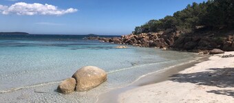 Magnificent sea view villa 500m from the beach and 10min from Porto-Vecchio