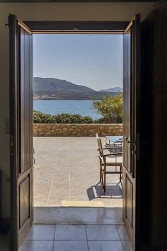 Sea Front Stone Villa near Monemvasia