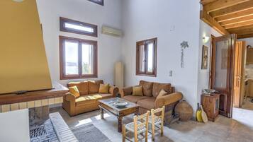 Télévision, cheminée