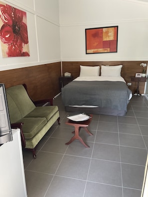 1 Schlafzimmer, BĂŒgeleisen/BĂŒgelbrett, kostenloses WLAN, BettwĂ€sche
