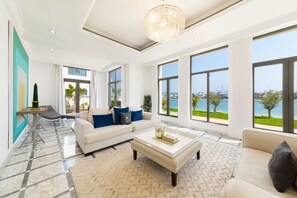Luxury Villa, 5 Bedrooms, Beach View | Living room - Maison Privee - Frond Villa K (Dubai)