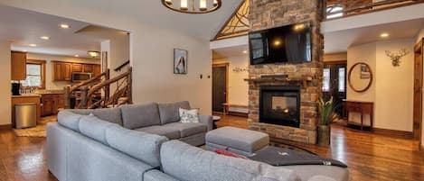 TV, peis og kontorer