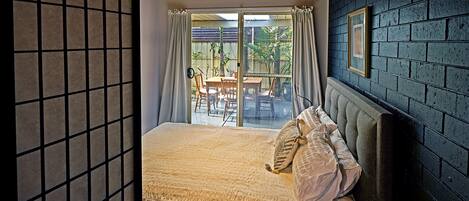 2 chambres, bureau, fer et planche Ă repasser, accĂšs au Wi-Fi (inclus)