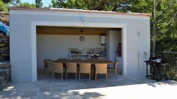 Restauration extérieure