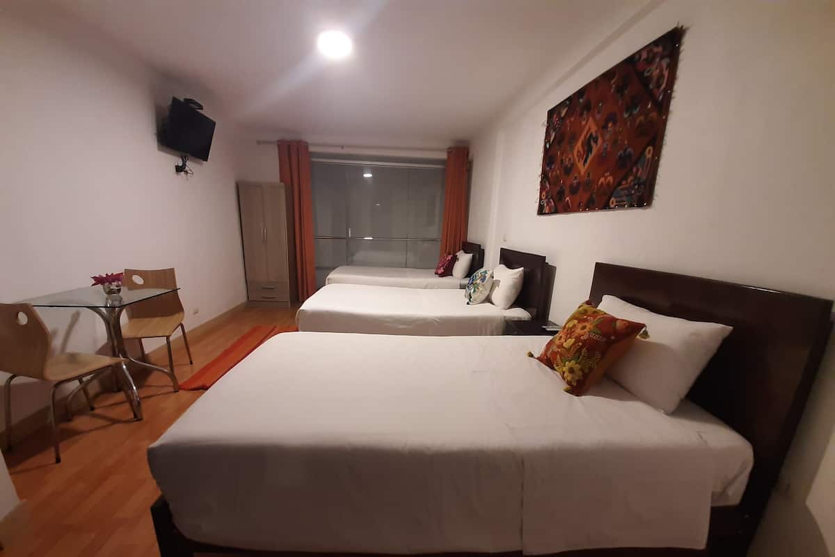 Standard Triple Room | Egyptian cotton sheets, premium bedding, down duvets, desk