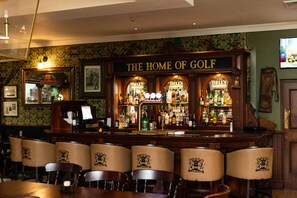 Pub - Lord Charles Hotel, Somerset West, a Tribute Portfolio Hotel (Cape Town)