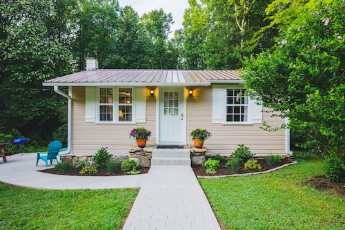 Rustic cabin at Dupont Forest