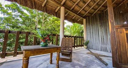 Casa Noa master suite 3 steps from the sea