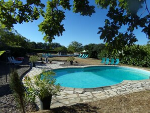 Piscine extérieure, piscine chauffée