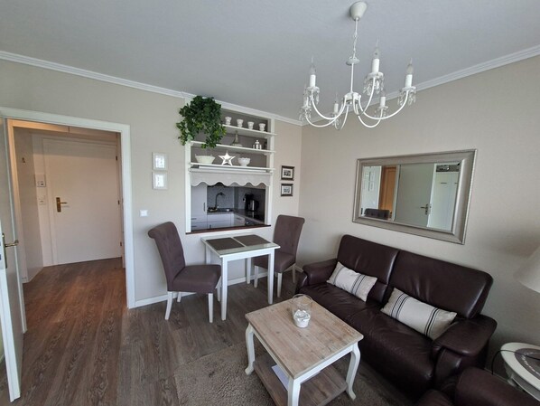 Smart TV, ping pong - Vacation apartment - 2 rooms, swimming pool, sauna, solarium (Sylt)