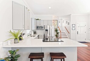 Fridge, microwave, oven, stovetop - Private Rooftop • Parking • 3 Blocks to King St! (Charleston)