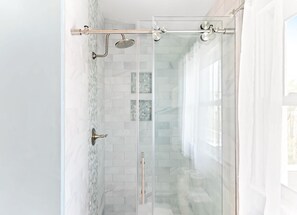 Unclassified image, 3 of 44, button