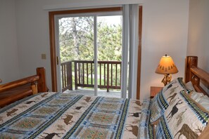 4 soverom, strykejern/-brett, wi-fi (inkludert) og sengetøy