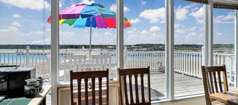 Twin Sails – Cozy Atlantic Ave Retreat in Wells, ME