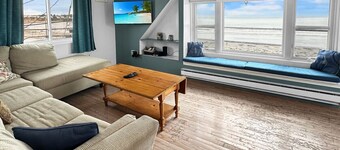 Sweet Serenity - Y846 Wonderful condo with a fabulous location and best view of the beach