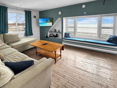 Sweet Serenity - Y846 Wonderful condo with a fabulous location and best view of the beach