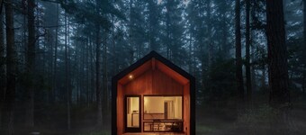 Breathtaking modern boutique hotel with hot tubs & ocean views