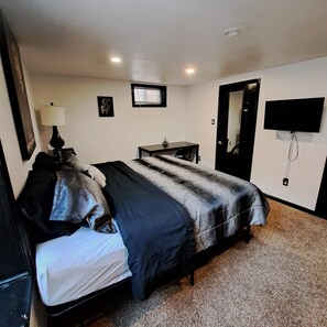 4 Schlafzimmer, Schreibtisch, Bügeleisen/Bügelbrett, kostenloses WLAN