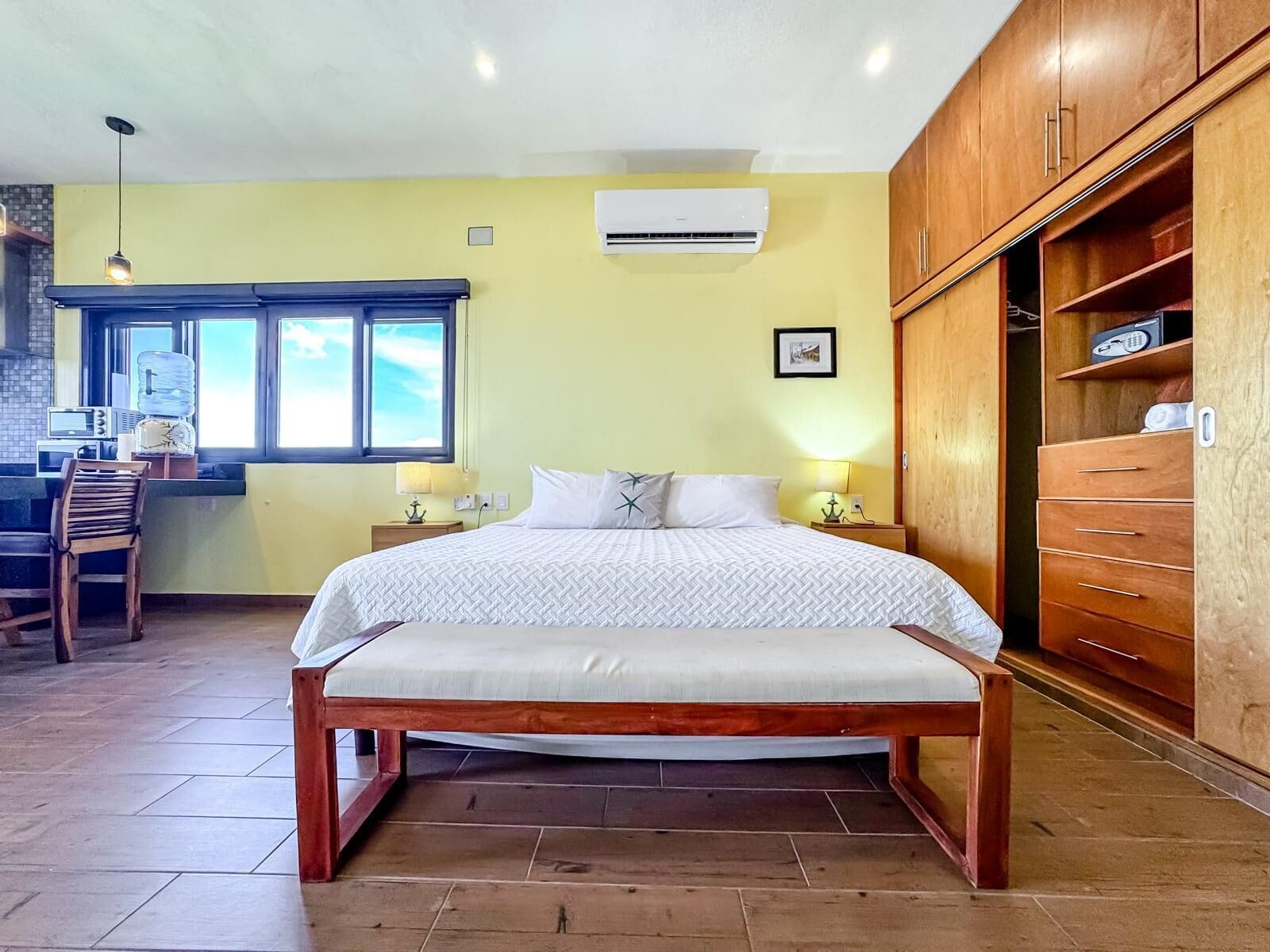 Ocean View 6 Br House Steps From Ocean! - Isla Mujeres